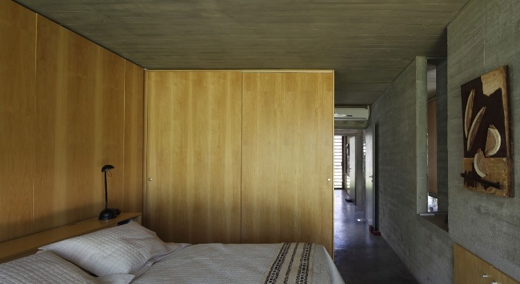 BA House by BAK Arquitectos