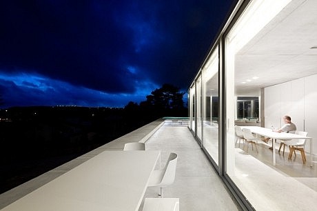 House Rainha by Bruno Erpicum & Partners - 10