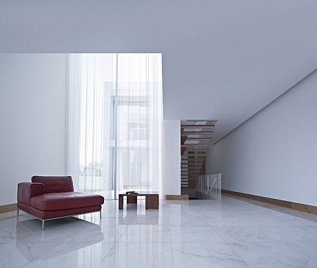 House in Moreira by Phyd Arquitectura - 13