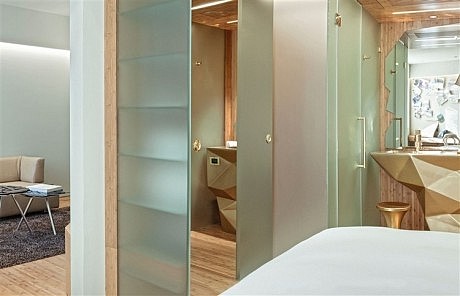 NEW Hotel by Campana Brothers - 17