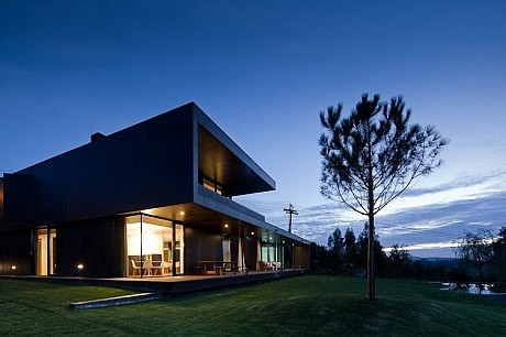 L23 House by Pitagoras Arquitectos - 1