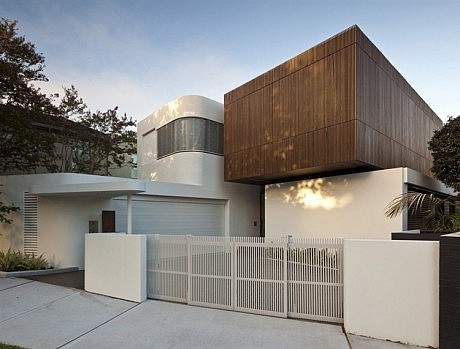 Z House in Sydney - 1