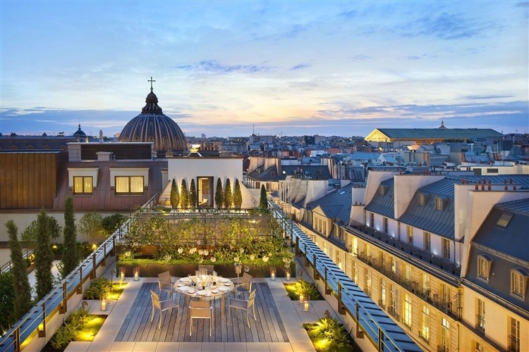 Mandarin Oriental Hotel in Paris