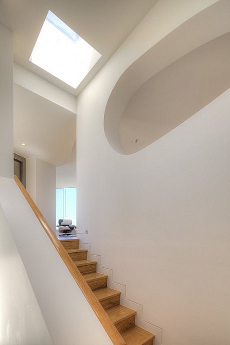 Contemporary North Bondi Penthouse - 3