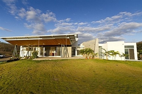 Anapanasati House by Aarcano Arquitectura - 4