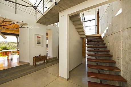 Anapanasati House by Aarcano Arquitectura - 8