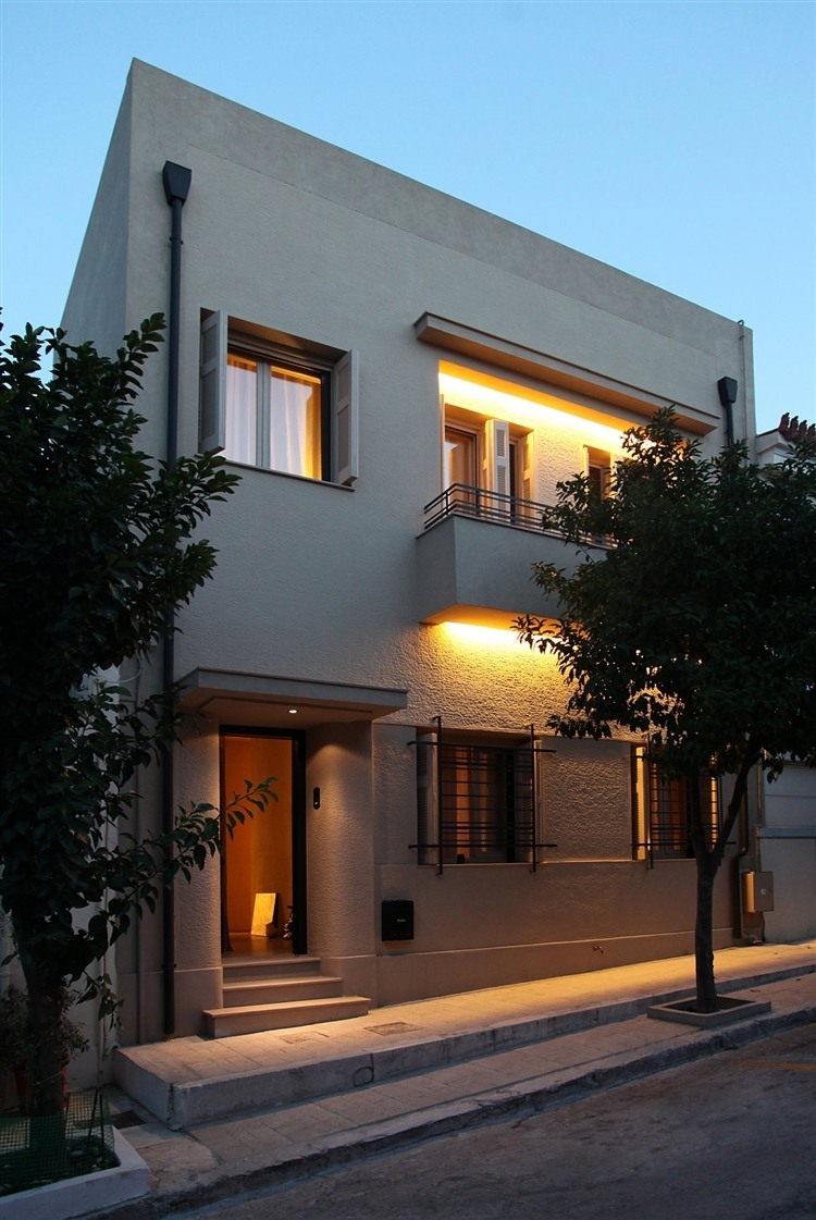 House in Athens by Minas Kosmidis
