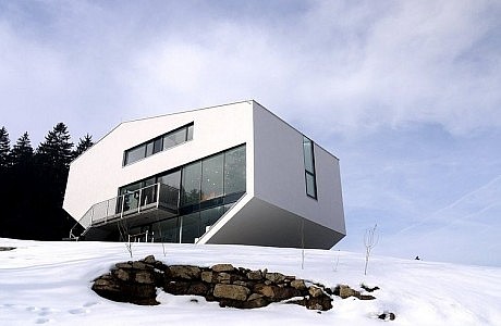 House N by Archinauten