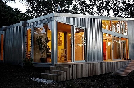 Lloyd Holiday House by Bonnifait + Giesen