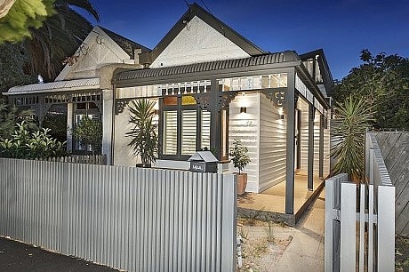 Baker Street Residence by FGR Architects