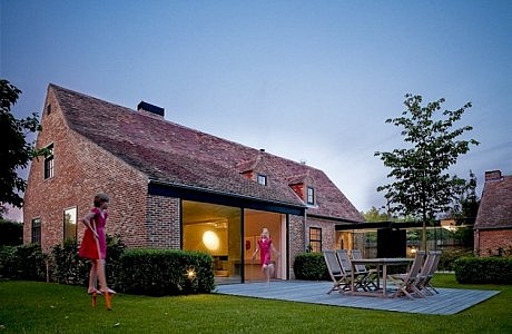 House GL by ArchitectsLAB