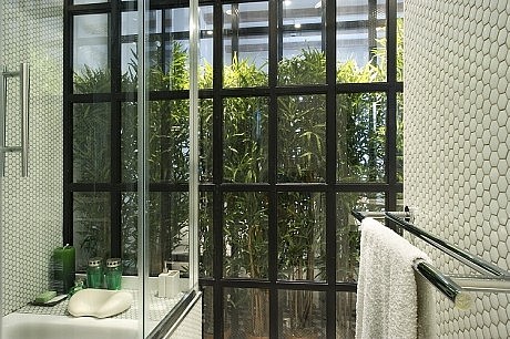 Living by the Market by Egue y Seta