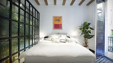 Living by the Market by Egue y Seta