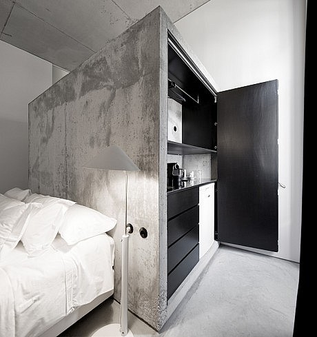 Casa do Conto by Pedra Líquida