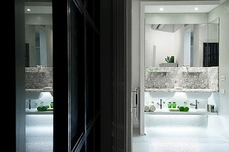 Living by the Market by Egue y Seta