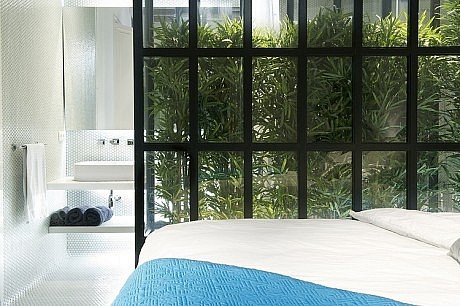 Living by the Market by Egue y Seta