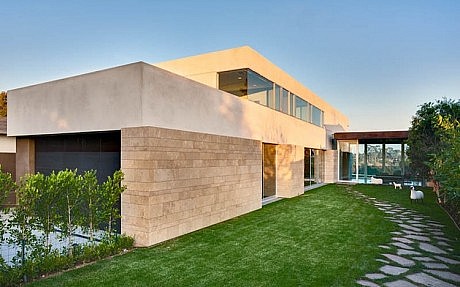 Carrillo Residence by Ehrlich Architects