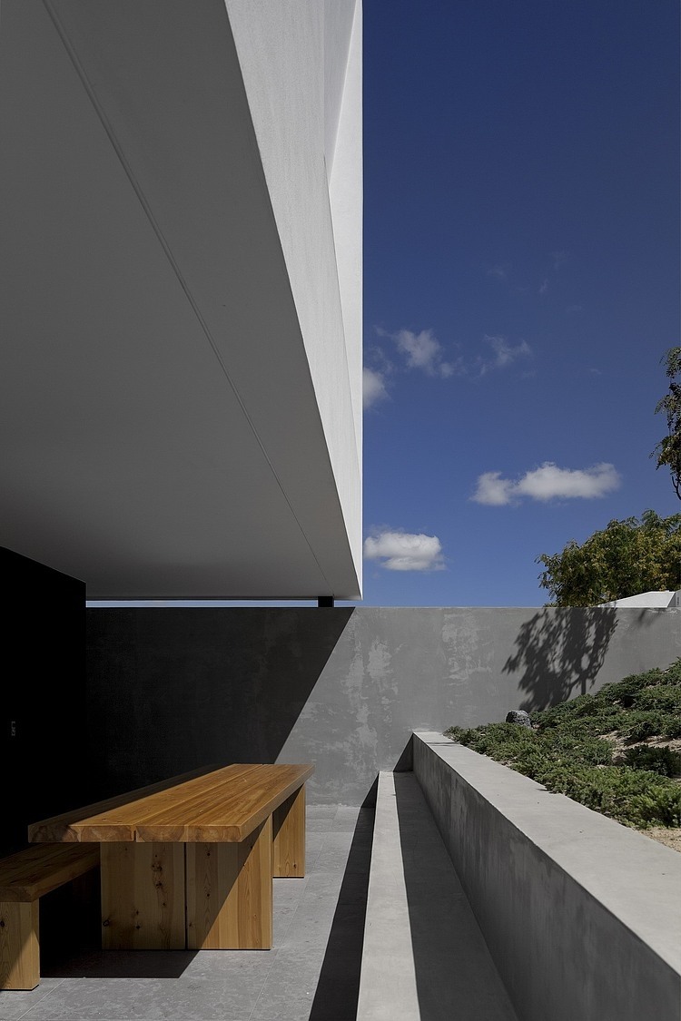 Quinta dos Alcoutins by GG. LL Atelier