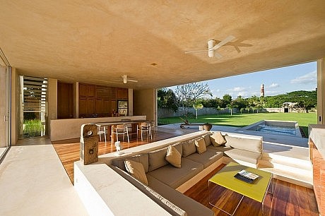 Hacienda Sac Chich by Reyes Ríos + Larraín Arquitectos