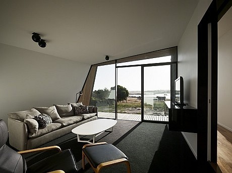 Beached House by BKK Architects