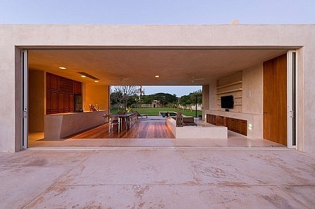 Hacienda Sac Chich by Reyes Ríos + Larraín Arquitectos