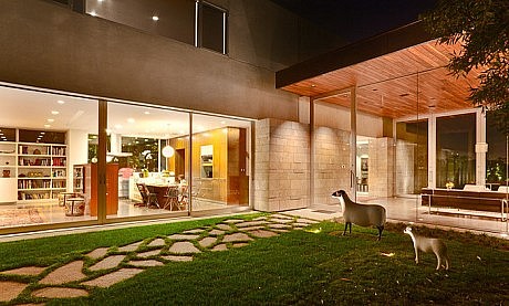 Carrillo Residence by Ehrlich Architects