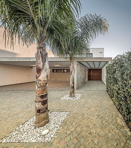 Vilamoura House by Duna Plana