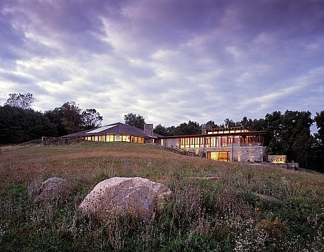 Lookout House by Ike Kligerman Barkley