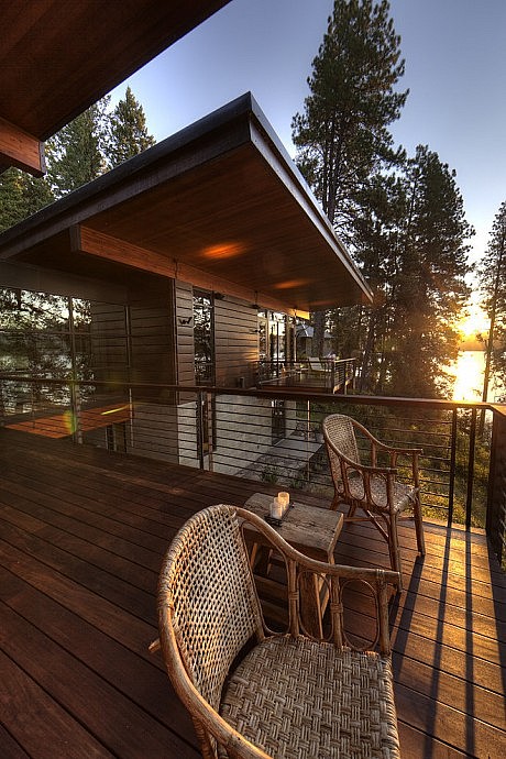 Lake Residence by Uptic Studios