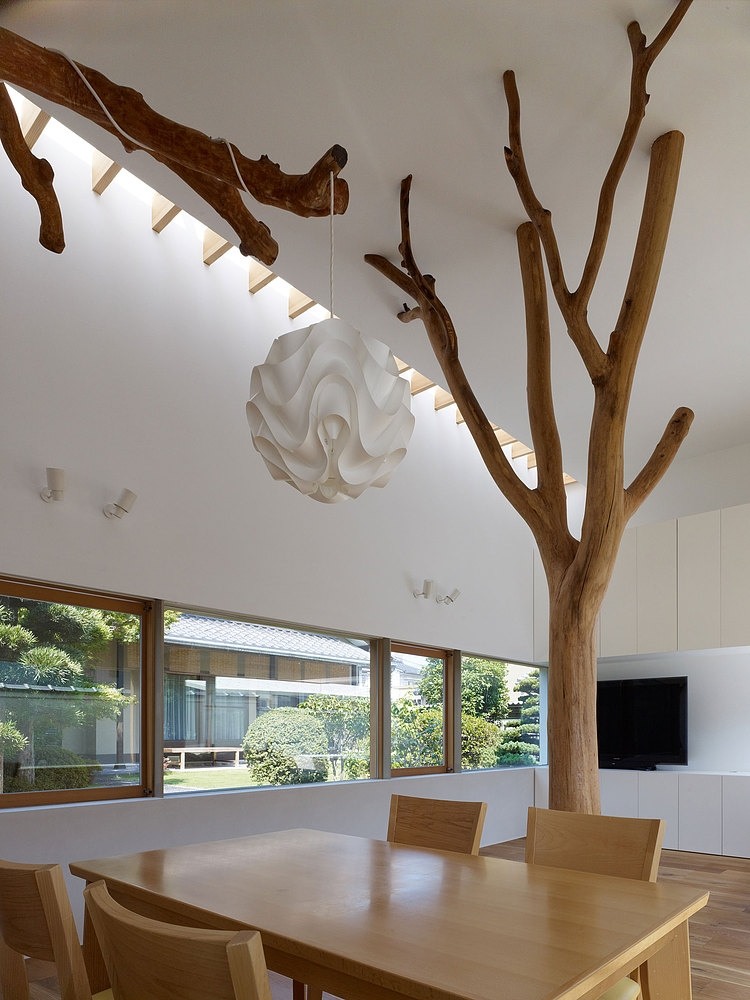 Garden Tree House by Hironaka Ogawa & Associates