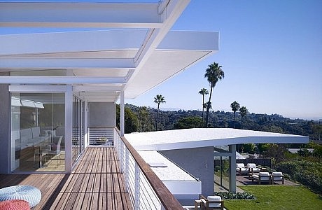 Westridge Residence by Montalba Architects