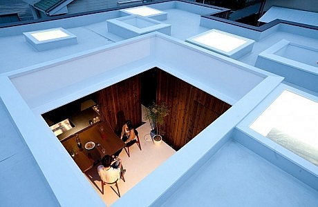 Boundary House by Yasuhiro Yamashita