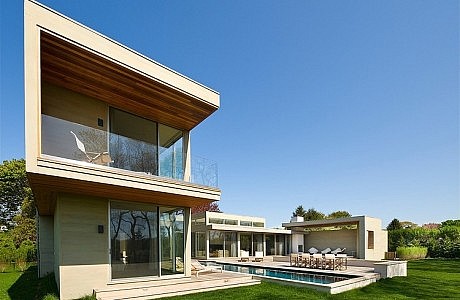 Fieldview Residence by Blaze Makoid Architecture
