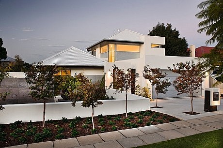 Kensington Home by Cambuild