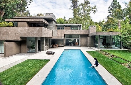 Santa Monica Residence by Chu+Gooding Architects