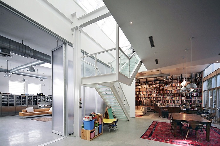 Brooklyn Artist Loft by BWArchitects