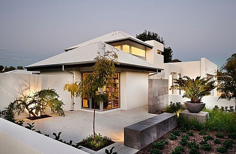 Kensington Home by Cambuild