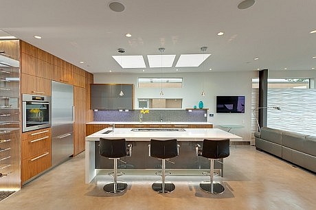 House in Vancouver by Kliewer Bros. Construction