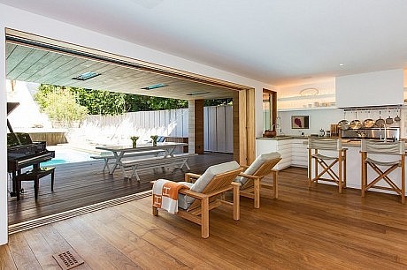 Malibu Residence by Chryssanthou, Inc.