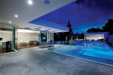 Hawthorn Residence by Canny