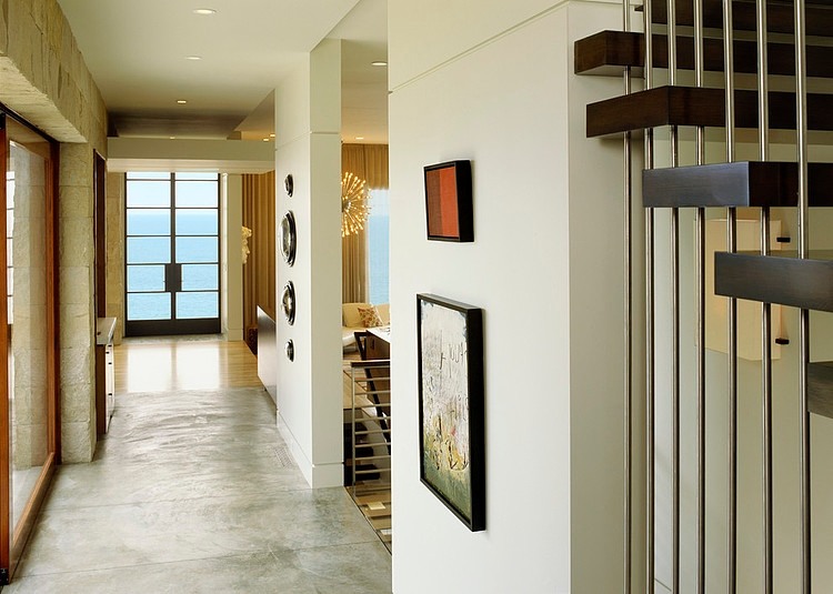 Laguna Beach Home Interior by Tommy Chambers Interiors