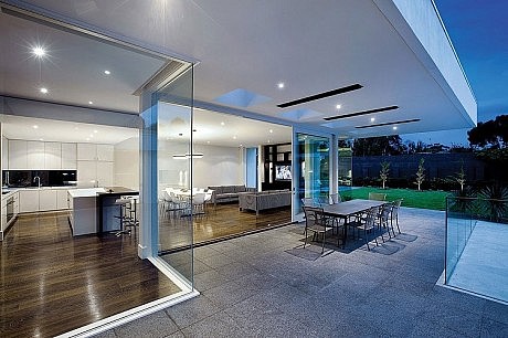 Hawthorn Residence by Canny
