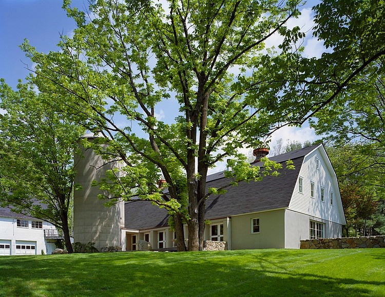 Amazing Barn by Specht Harpman