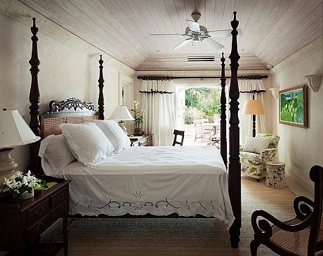 St James Villa by Michelle Everett Interior Design