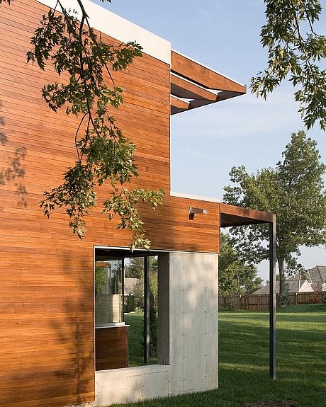 Sliced House by Hufft Projects