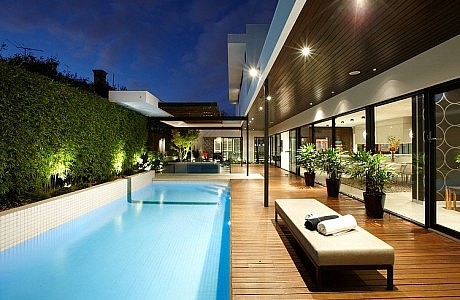 Balaclava Road House by C.O.S Design