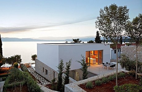 Krk Island Residence by DVA Arhitekta
