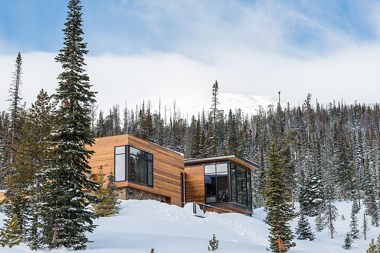 Modern Mountain Retreat by Pearson Design Group