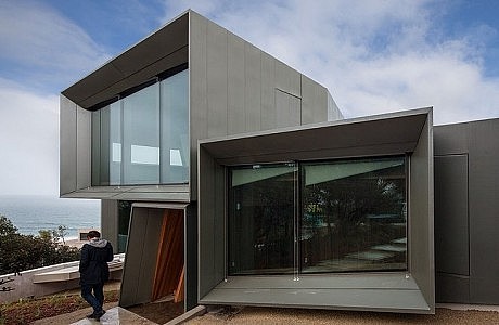 Fairhaven Residence by John Wardle Architects
