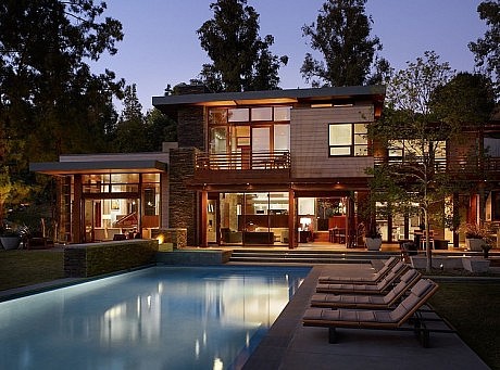 Mandeville Canyon Residence by Rockefeller Partners Architects